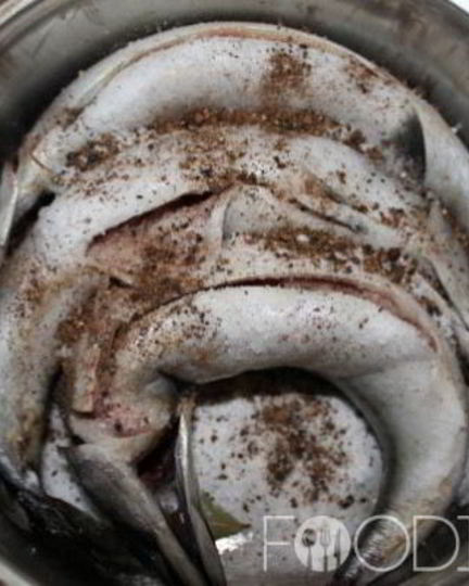 Рецепт соленой скумбрии в рассоле