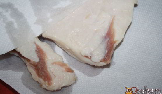 вкусное домашнее сало с чесноком и белым перцем