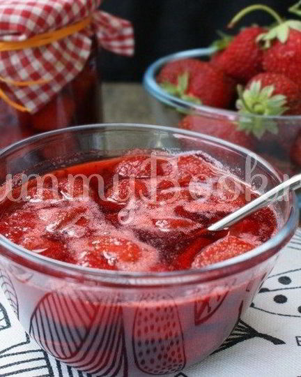 Рецепт клубничного варенья с желином