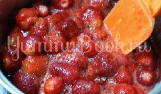 клубничное варенье с желином
