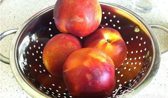 варенье из персиков с орешками и медом