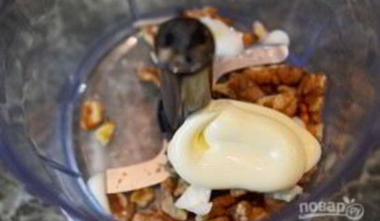 башенки из баклажан с орехами