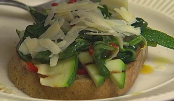 брускетта из цукини со шпинатом