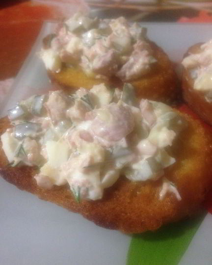 Рецепт брускетты с тунцом