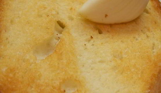 брускетта традиционная итальянская закуска