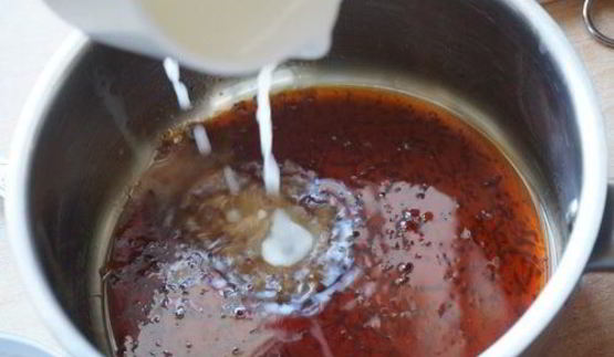 бургер с ананасом и соусом терияки