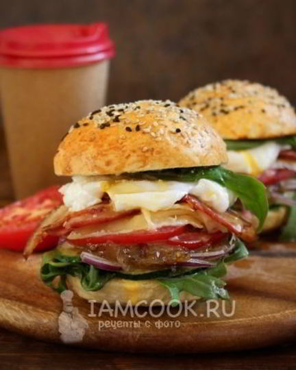 Рецепт дрожжевых булочек с кунжутом для домашних бургеров