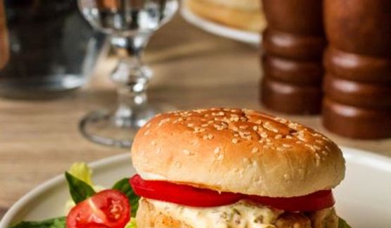 фишбургеры с соусом тартар