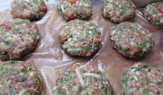 гамбургер в помидорке