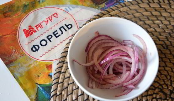 бутерброд с рыбой