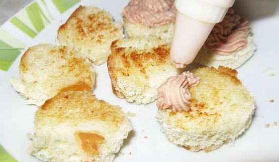 бутерброды с паштетом