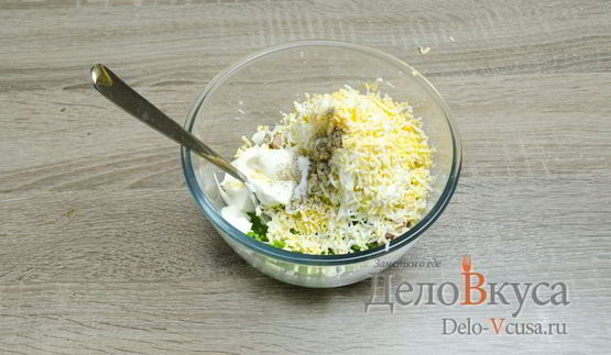 бутерброды с тунцом, яйцом и зеленым луком