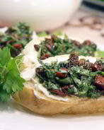 Бутерброды с зеленью и творожным сыром