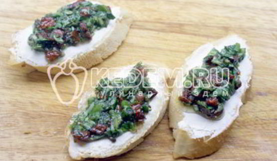 бутерброды с зеленью и творожным сыром