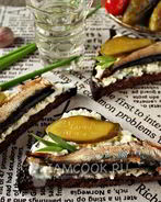 Бутерброды со шпротами с черным хлебом