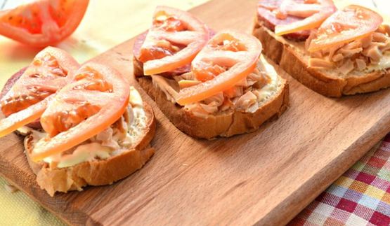 горячие бутерброды с кальмарами