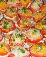 Горячие бутерброды с помидором сыром и чесноком la tartine