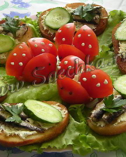 Рецепт горячих бутербродов со шпротами