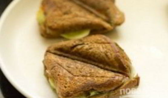 горячий бутерброд с чатни