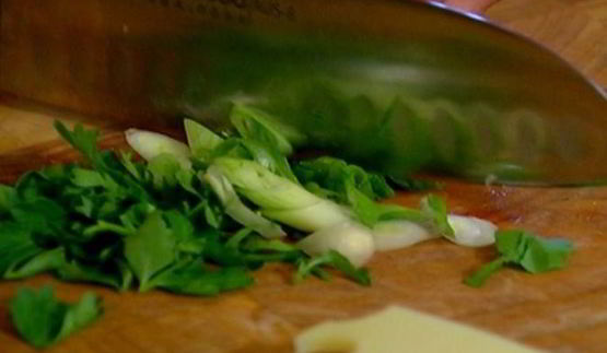 горячий бутерброд с тунцом, кукурузой и домашним майонезом