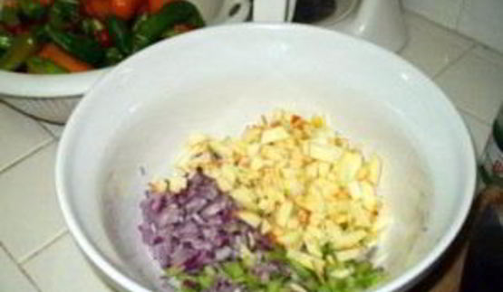 изысканный бутерброд с тунцом