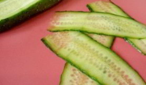 маленькие бутерброды на шпажках