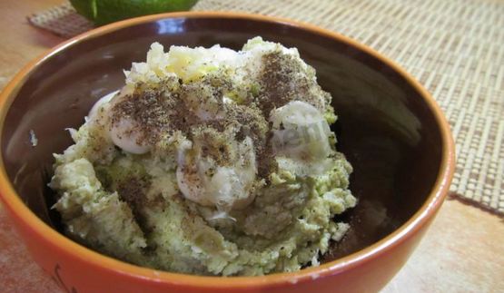 паста из авокадо для бутербродов