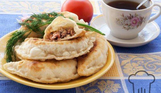 чебуреки с бараниной