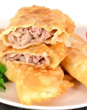 Чебуреки с индюшиным фаршем