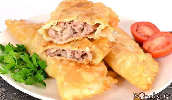 чебуреки с индюшиным фаршем