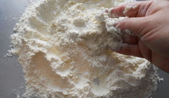 чебуреки с куриным фаршем и сыром