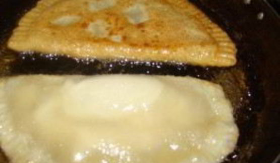 чебуреки с куриным фаршем