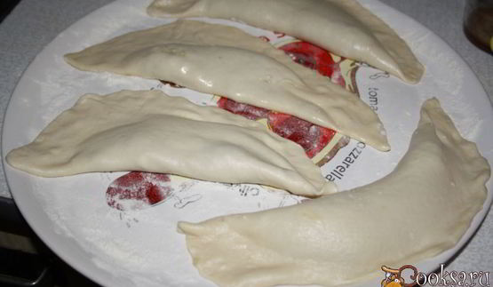 чебуреки с мясом