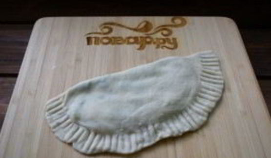 чебуреки с творогом и зеленью