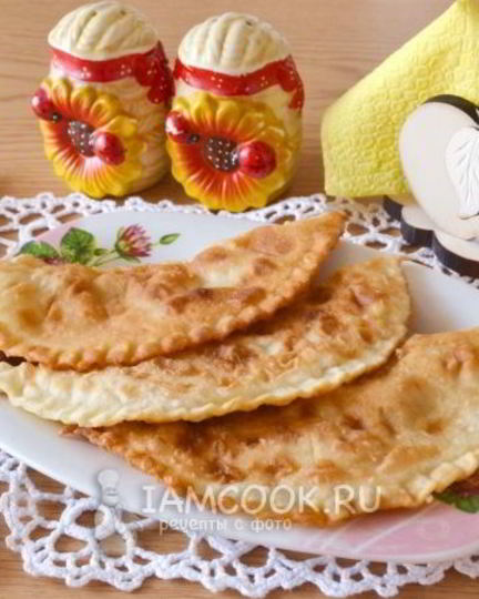 Рецепт домашних чебуреков с мясом