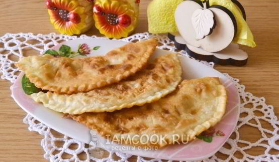 домашние чебуреки с мясом