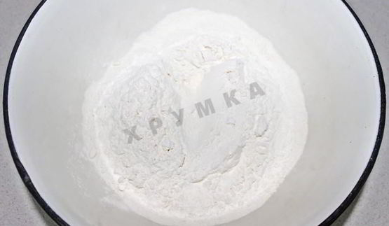 крымские чебуреки из слоеного теста