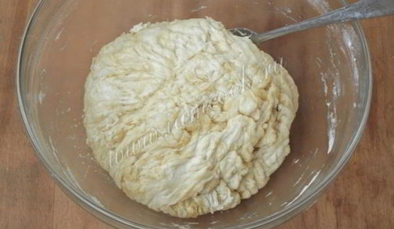 тесто для чебуреков на воде и маргарине