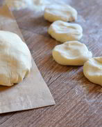 Тесто для чебуреков