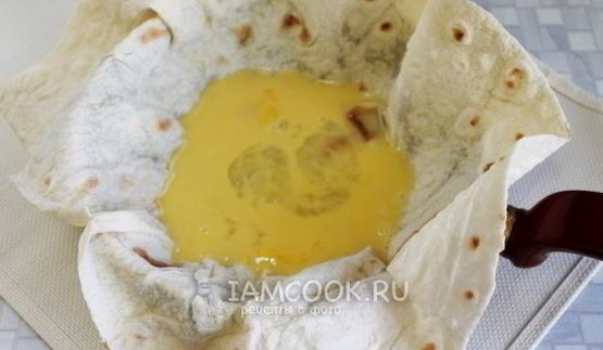 ека с жареным картофелем