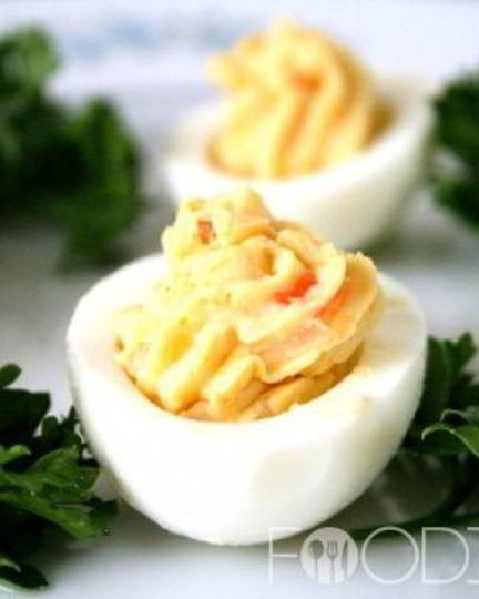 Рецепт фаршированных яиц с сыром