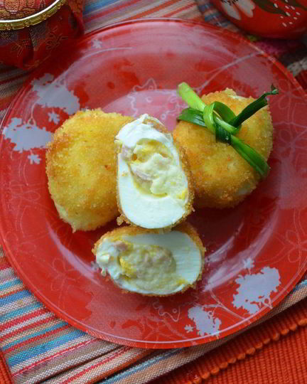 Рецепт фаршированных яиц в сухарях