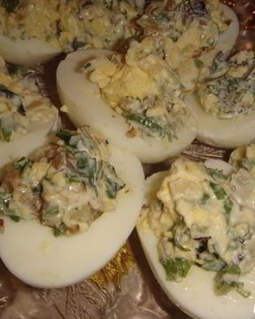 Фаршированные яйца Завтрак на траве