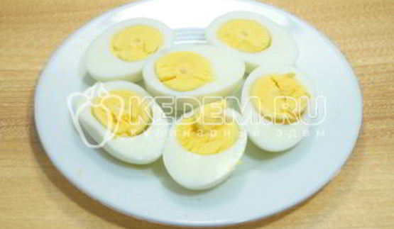 яйца фаршированные крабовыми палочками