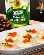 Яйца, фаршированные с икрой