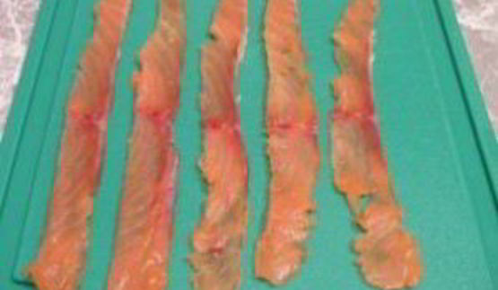 яйца, фаршированные семгой