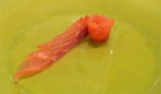 яйца, фаршированные семгой