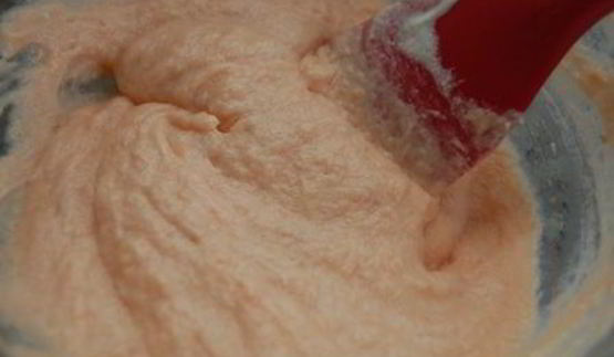 яйца, фаршированные суфле из семги и красной икры