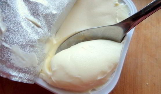 запеченные фаршированные яйца