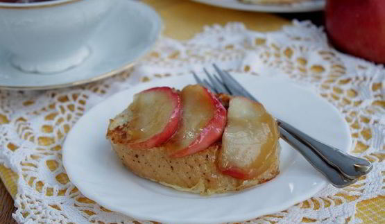 гренки на завтрак с яблоками и корицей